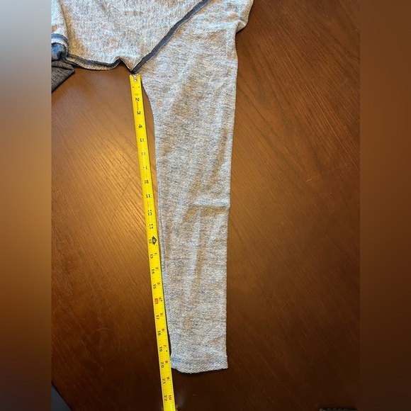 KÜHL women’s Nova pullover. Cowlneck. Size large. - Picture 8 of 10